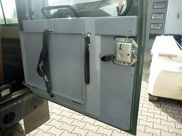 Hecktür-Küchenboard, Pulverbeschichtet, ohne/mit Zebrano-Holzplatte